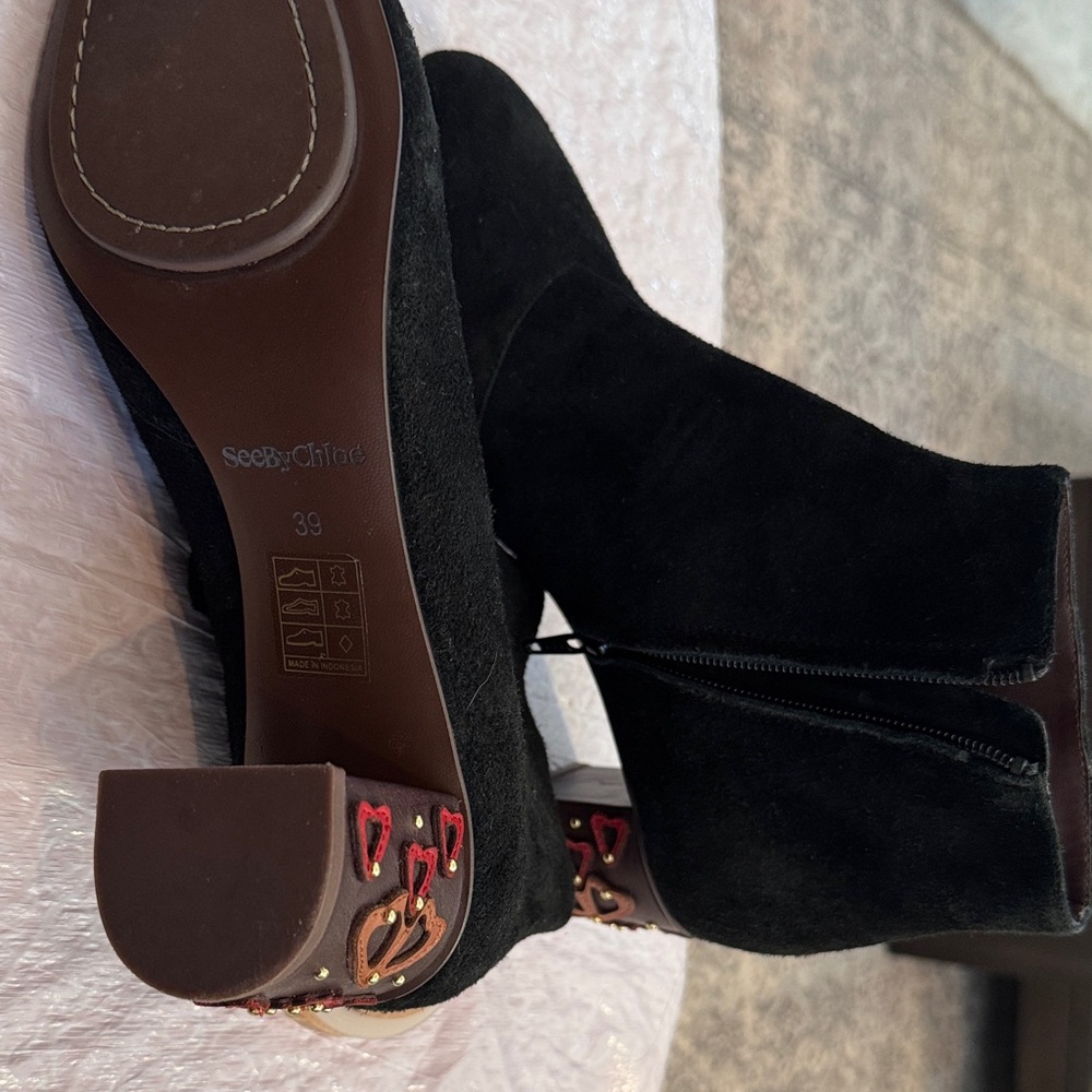 See By Chloe Black and Brown Heeled Boots
